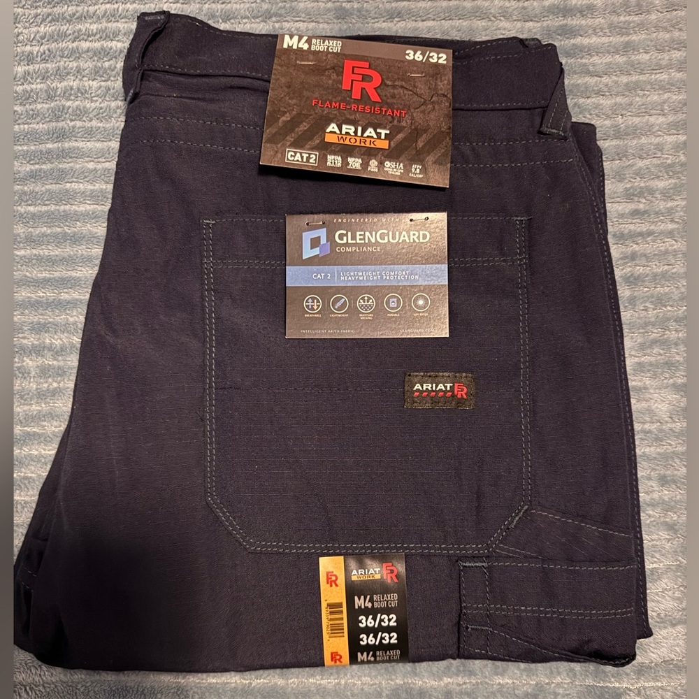 Ariat Men's Flame-Resistant Navy Cargo Pants FR